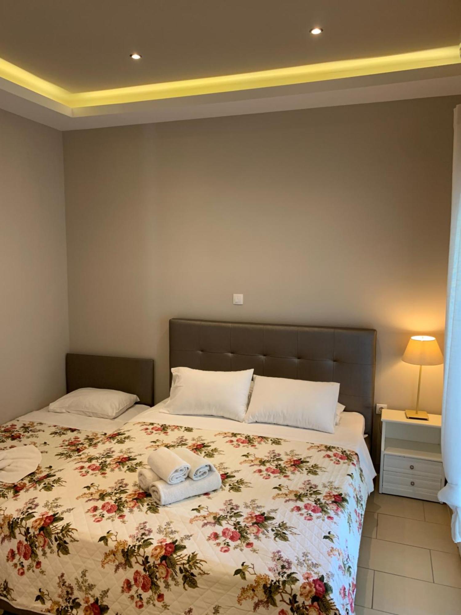Luxury Studios Ath Лименас Екстериор снимка