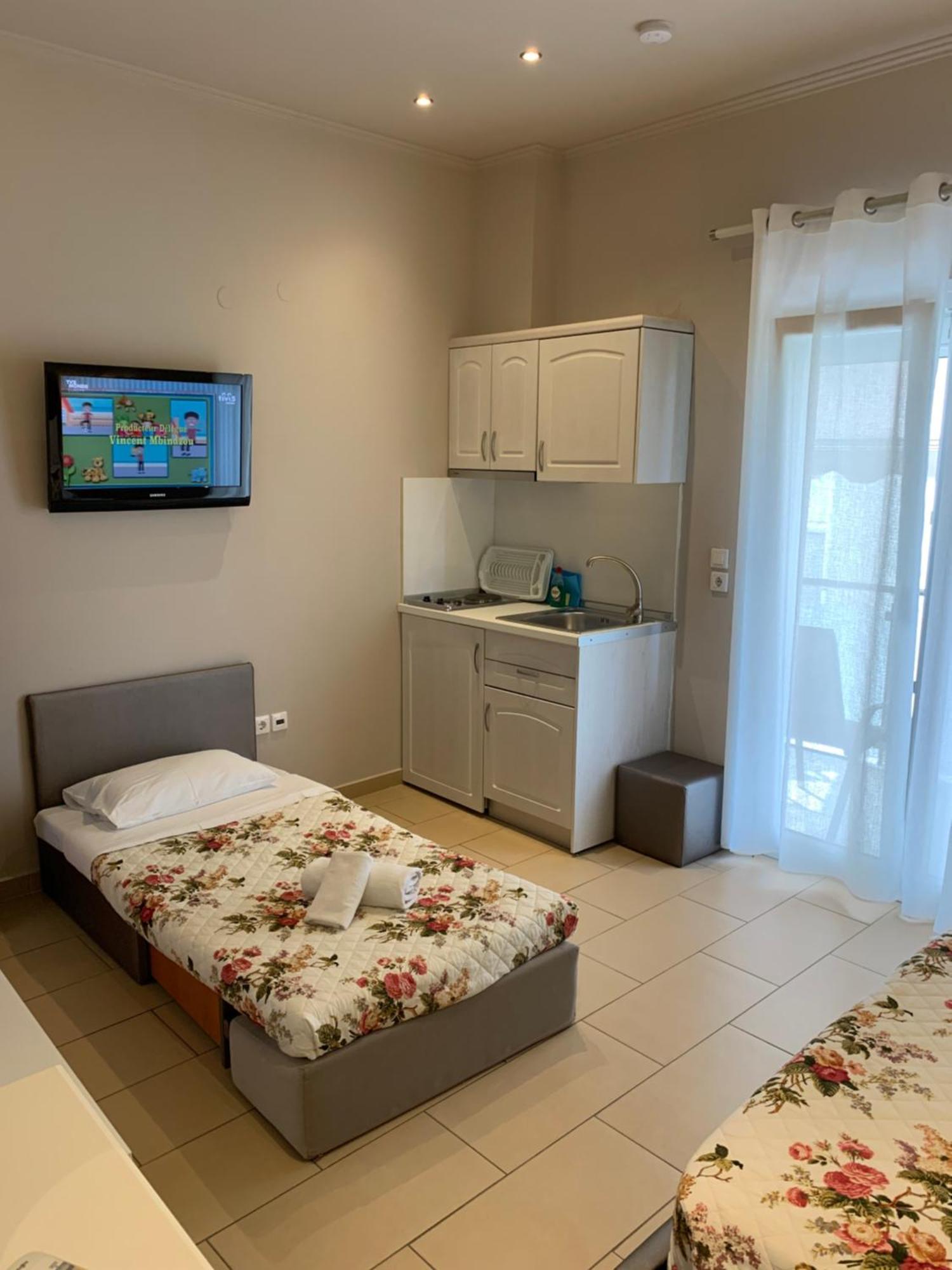 Luxury Studios Ath Лименас Екстериор снимка