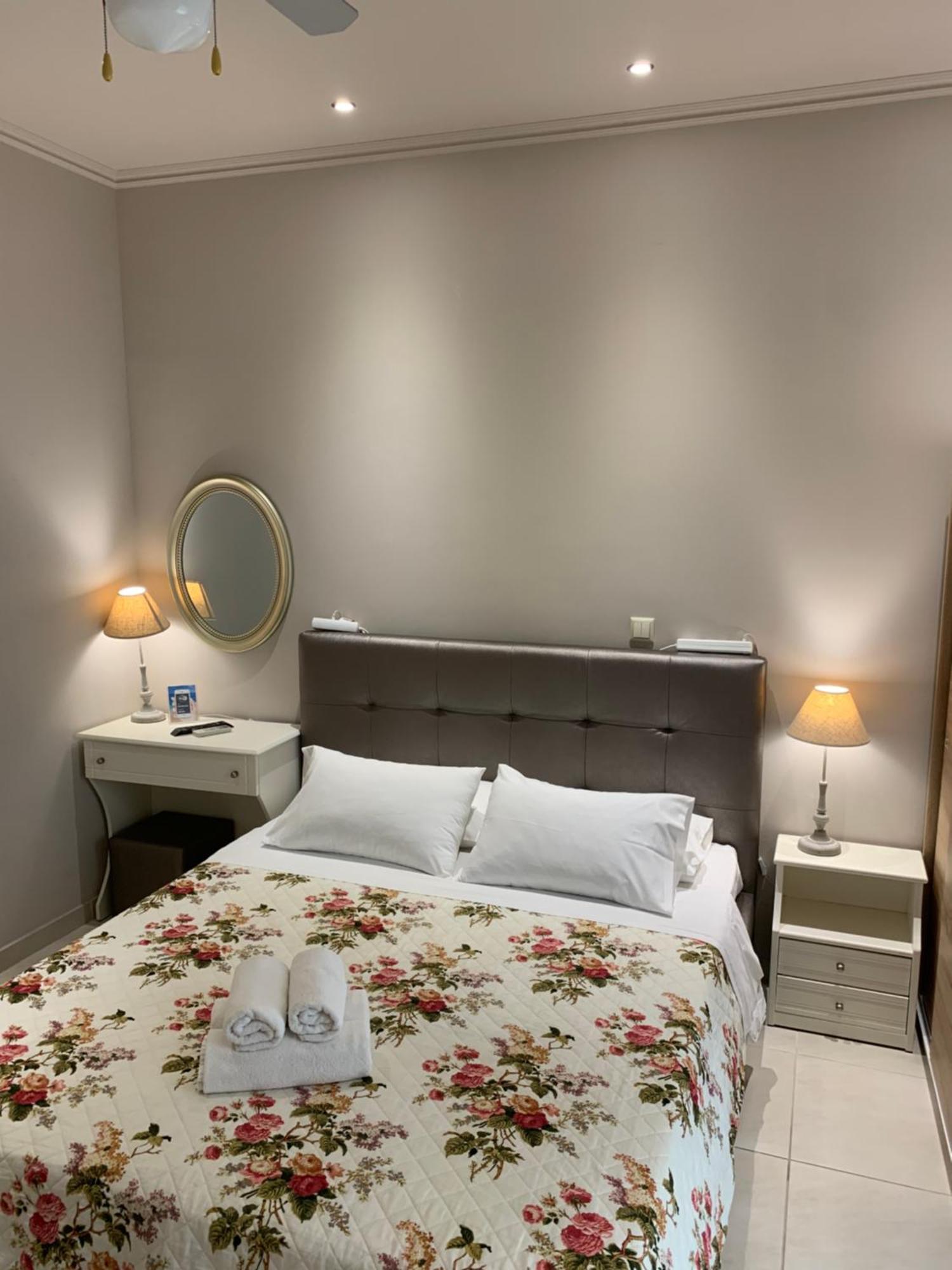Luxury Studios Ath Лименас Екстериор снимка