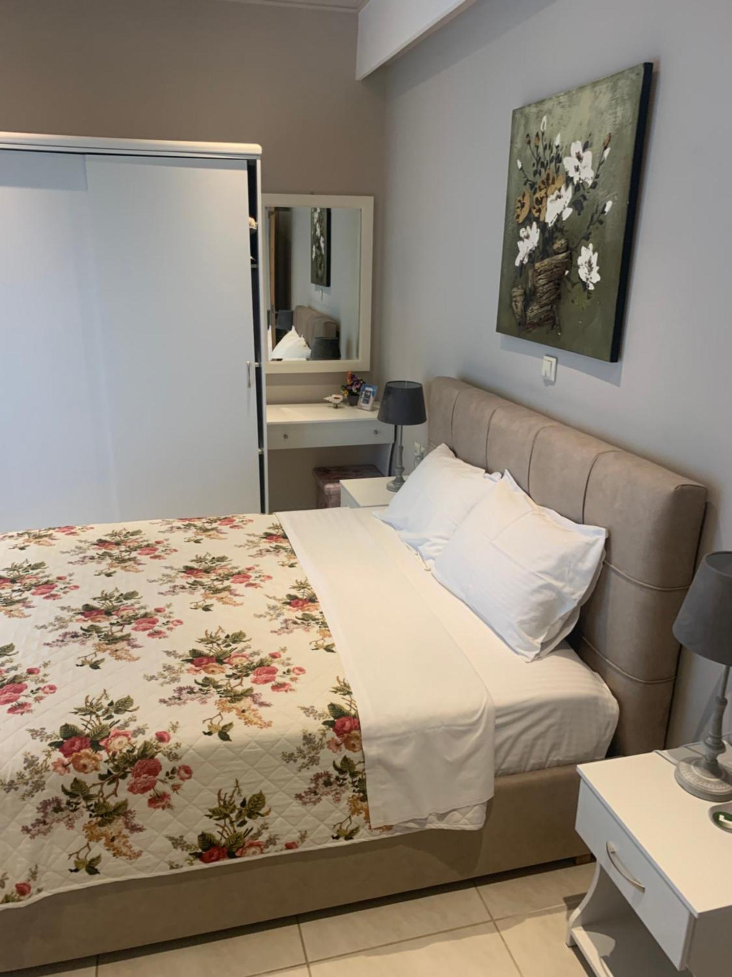 Luxury Studios Ath Лименас Екстериор снимка